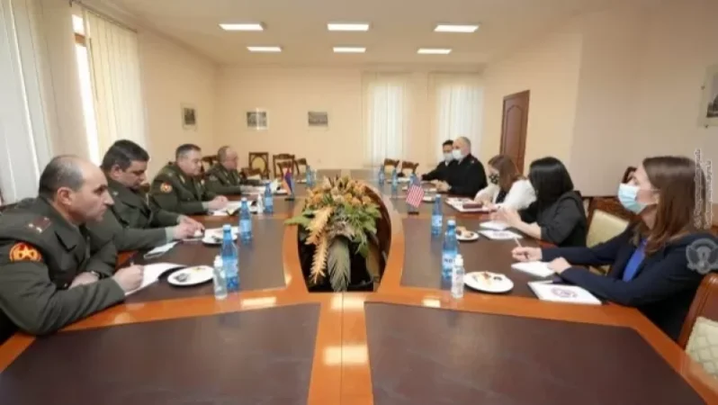 ԳՇ պետն ու ԱՄՆ դեսպանը քննարկել են ռազմական ոլորտում հայ-ամերիկյան համագործակցությունը