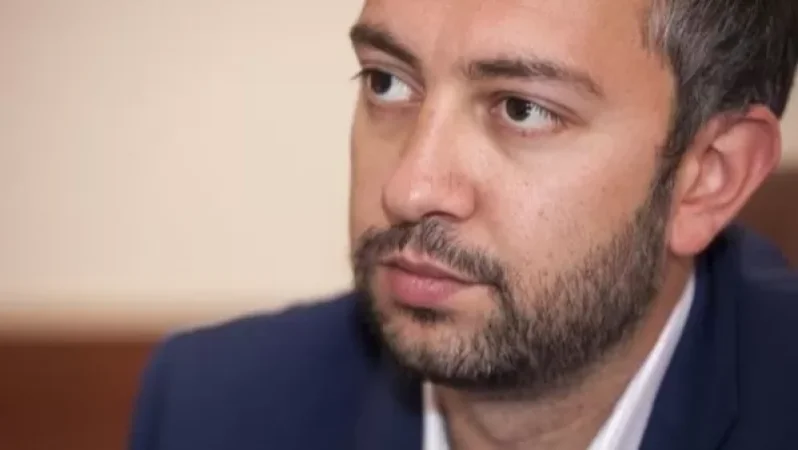 «Հատ-հատ պատասխան կտամ ամեն մեկիդ». Էդուարդ Աղաջանյան