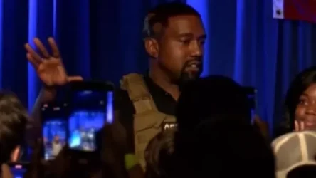 Քանյե Ուեսթն առաջին հանդիպումն է անցկացրել ընտրողների հետ, որին ներկայացել է զրահաբաճկոնով