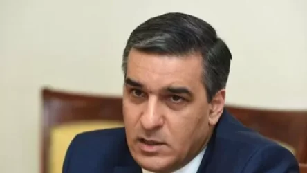 Գրավոր դիմել ենք ԿԳՄՍ նախարարություն, պատասխանը վաղն ենք ստանալու. Արման Թաթոյանը՝ ԲՈՒՀ չընդունված դիմորդներին ու ծնողներին