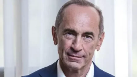 «Թևերը քշտած մտել են բյուջեի մեջ և 120 միլիոն դոլարի պարգևավճար են բաժանում. սա ակնհայտ գողություն է բյուջեից». Քոչարյան