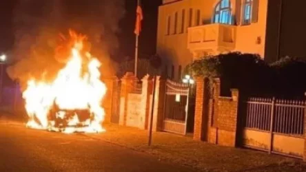 Այս գիշեր հրկիզվել է Գերմանիայում ՀՀ դեսպանության ծառայողական ավտոմեքենան