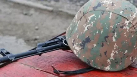 Հուլիսի 14-ին ծանր վիրավորում ստացած ժամկետային զինծառայող Արթուր Մուրադյանը մահացել է