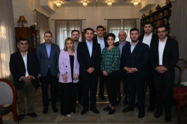 Ալիևի օգնականը խնդրել է իր խոսքը փոխանցել հայ հասարակությանը. Արեգ Քոչինյան