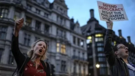 Հանրագիրը 1 մլն ստորագրություն է հավաքել  Բրիտանիայի խորհրդարանի աշխատանքի կասեցման դեմ