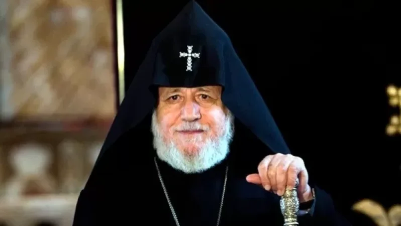 Կաթողիկոսը մեկնեց ԱՄՆ