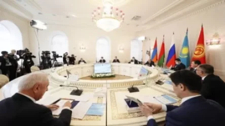 Փաշինյանը մասնակցել է ԵԱՏՄ միջկառավարական խորհրդի նիստի նեղ կազմով հանդիպմանը