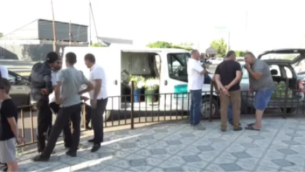 Ծաղիկ արտահանողները բողոքի ակցիա են իրականացնում