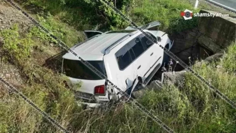 Ավտովթար Լոռու մարզում. 35-ամյա վարորդը Lexus-ով հայտնվել է ձորում եղած սելավատարում