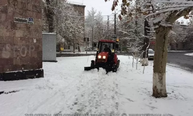 Ամբողջ ձնամաքրող տեխնիկան ներգրավվել է ձյան մաքրման աշխատանքներին․ Հակոբ Կարապետյան