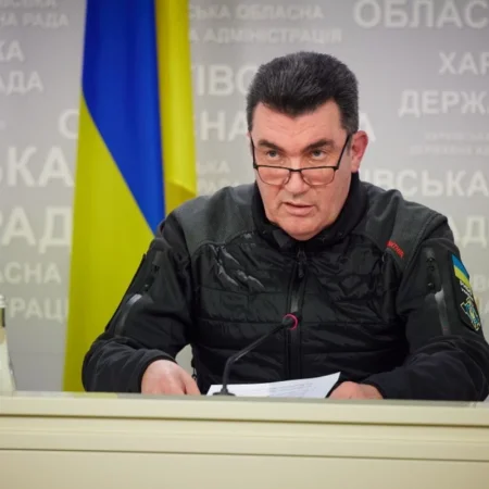 Զելենսկին աշխատանքից ազատել է ԱԽ քարտուղարին