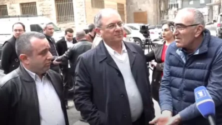 ՏԵՍԱՆՅՈՒԹ. Ագրոքիմիկատներ ներկրողների բողոքի ակցիան՝ ՍԱՏՄ-ի դիմաց. նրանք լուծում են պահանջում