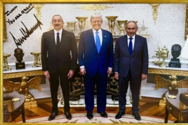 Ալիևը շնորհակալություն է հայտնել Թրամփին իրեն նվիրած պատմական լուսանկարների համար