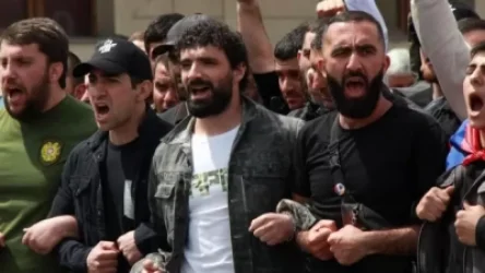 Լկտի ձևով բերման են ենթարկել ընկերոջս` հասցնելով գանգուղեղային վնասվածք. Լևոն Քոչարյան