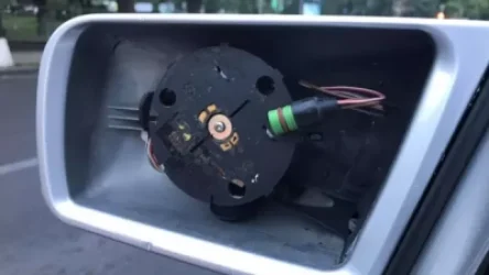 Գողացել են «Իմ քայլի»  պատգամավորի մեքենայի կողային հայելին