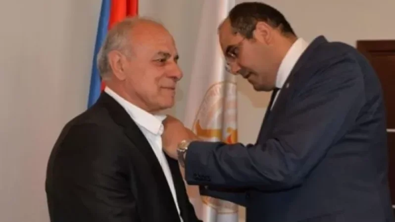 Էդուրադ Սահակյանը  Հայաստանի ըմբշամարտի ֆեդերացիայի գլխավոր մարզչի պաշտոնակատար է նշանակվել