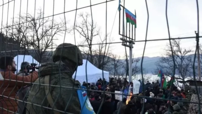 Ժամը 16։30-ի դրությամբ Արցախը Հայաստանին կապող ճանապարհը շարունակում է արգելափակված մնալ