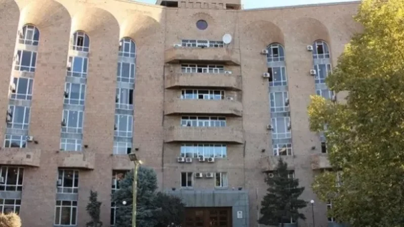 Փրկարարները կանչով մեկնել են Կառավարական տան թիվ 3 մասնաշենք