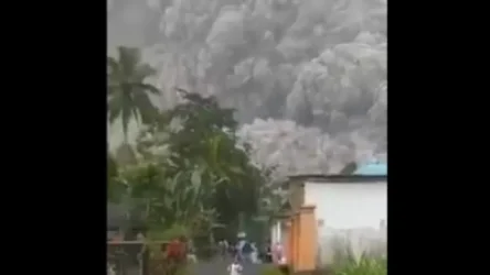 Ինդոնեզիայում ժայթքել է Սեմերու հրաբուխը