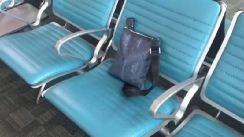 «Զվարթնոց»-ում հայտնաբերվել է 4000 դոլար գումարով պայուսակ