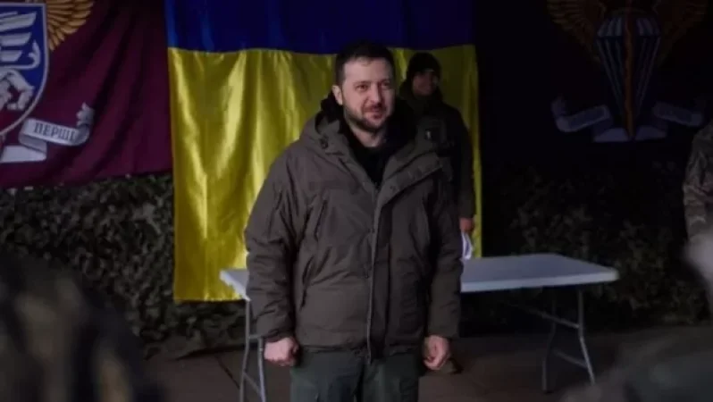 Զելենսկին չհայտարարված այցով ժամանել է Դոնեցկ