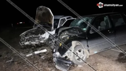 Խոշոր ավտովթար Լոռու մարզում. ճակատ-ճակատի բախվել են Mercedes-ն ու Volkswagen-ը