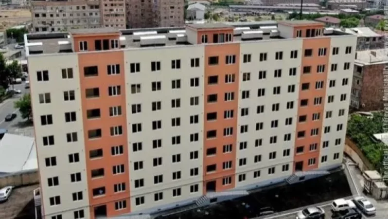 Երևանի 4-րդ կարգի վթարային շենքերում բնակվող ևս 64 ընտանիք բնակարան ստացավ․ Երևանի քաղաքապետարան