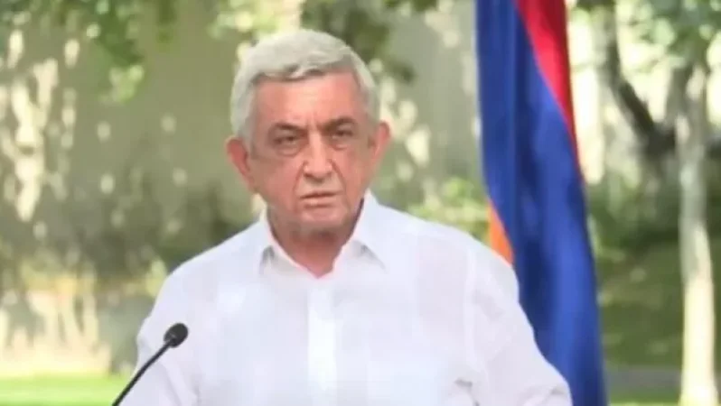 Ես, ընդհանուր առմամբ, գոհ եմ Ապրիլյան պատերազմի ընթացքում Գլխավոր շտաբի և անձամբ Յուրի Խաչատուրովի կատարած աշխատանքից