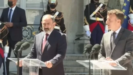 Փարիզում մեկնարկեց Փաշինյան-Մակրոն հանդիպումը