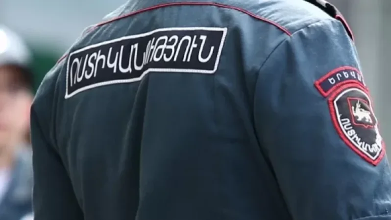 Դաշինքներից մեկի օգտին քվեարկելու համար ընտրակաշառք ստացած կինը, ամուսինն ու դուստրը բերման են ենթարկվել