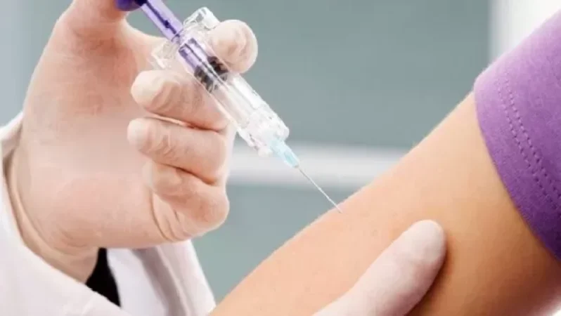 Իրավաբանը մեկնաբաում է՝ չպատվաստվելու կամ չթեստավորվելու պարագայում մարդկանց աշխատանքից ազատելու հիմքերը