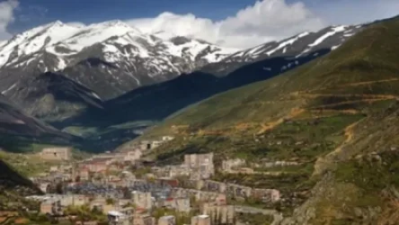 Երկու օր առաջ ռուս սահմանապահները էդտեղից դուրս են գալիս, ադրբեջանցիները ճանապարհը փակում են. Փարսյանը՝ Կապանի Փելա Սարի մասին