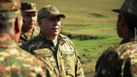 Պաշտպանության նախարարն այցելել է մի շարք զորամասեր