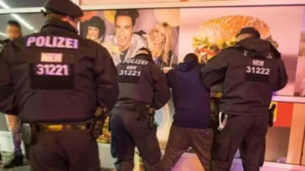 Քյոլնում մոտ 30 ադրբեջանցիներ հարձակվել են հային պատկանող բարի վրա