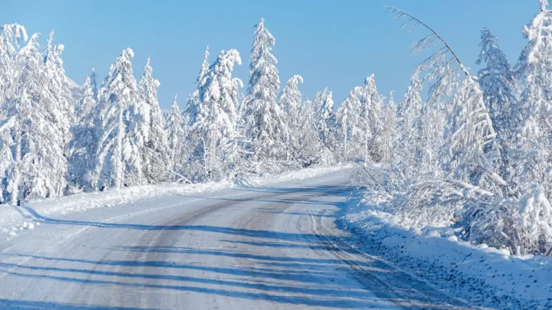 Հայաստանի որոշ ավտոճանապարհներին տեղ-տեղ առկա է մերկասառույց