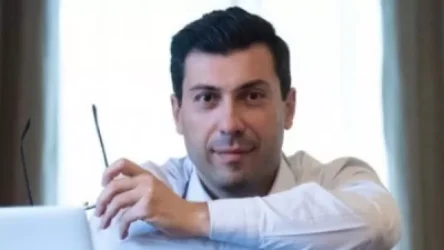 Երկիր ենք կորցնում. Միքայել Մինասյան