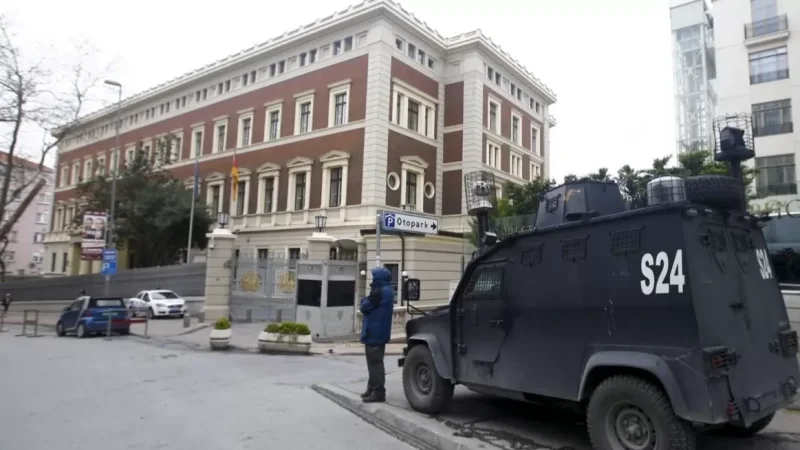 Ստամբուլում Բրիտանիայի և Գերմանիայի հյուպատոսությունները որոշել են դադարեցնել իրենց աշխատանքը