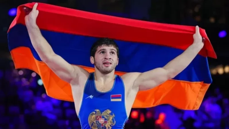 Թուրք և ադրբեջանցի մրցակիցներիս նկատմամբ հաղթանակներս նվիրում եմ Քառօրյայի հերոսներին․ Մալխաս Ամոյան․ NEWS.am