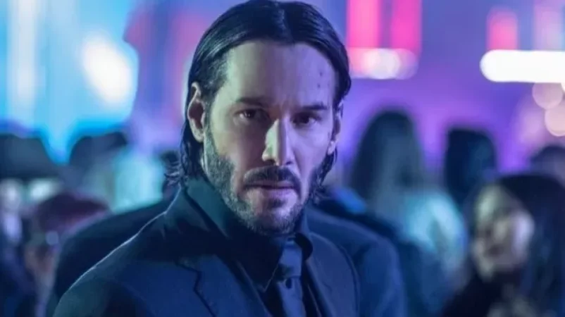 Տղամարդը մոլագարի պես հետապնդում է հայտնի դերասանին. Ռիվզը դատարան է դիմել