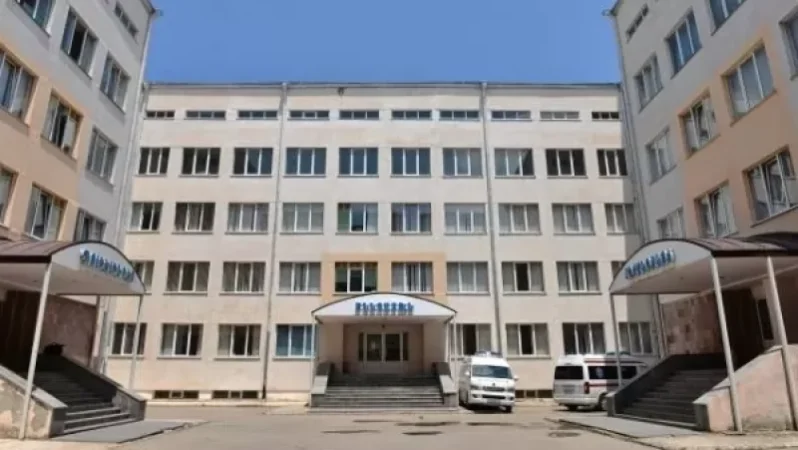 ՀՀ ՊՆ N զորամասի հրամանատարի տեղակալը կասկածվում է «Հրազդան» ԲԿ-ում բժշկին ու ոստիկաներին ծեծի ենթարկելու մեջ