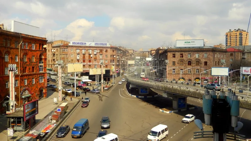 Կոմունիստներին դուր չի եկել, որ Կասյան փողոցն անվանափոխվել է Վազգեն Առաջինի անունով