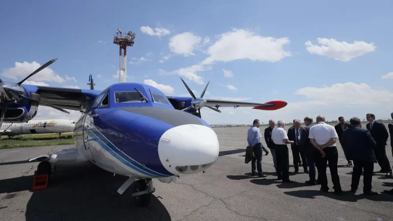 «Մոտ երկու րոպե ինքնաթիռը որոշ սարքավորումներով չի նկատվել»․ Սանոսյանը՝ Երևանից դեպի Կապան փորձնական թռիչքի մասին