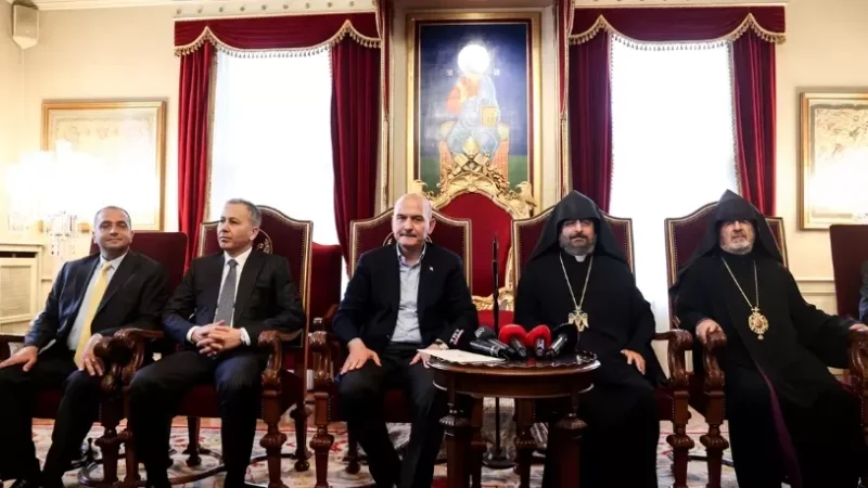 Թուրքիայի ՆԳ նախարարը այցելել է Պոլսի հայոց պատրիարքարան