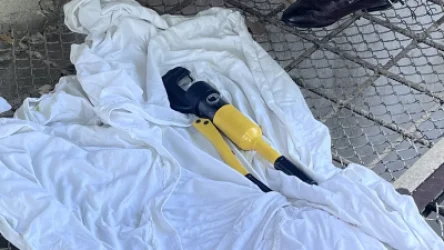 Ճաղավանդակը կտրելու միջոցով փորձել են փախցնել կալանավորին, սակայն չի հաջողվել․ 3 անձ ձերբակալվել է