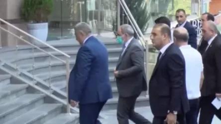 Նիկոլ Փաշինյանը հանդիպում է ՔՊ նորընտիր պատգամավորների հետ