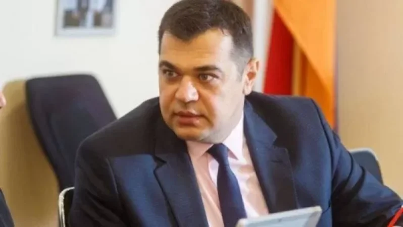 Արսեն Թորոսյանը հրաժե՞շտ է տվել պաշտոնին. հայտնի է նոր նախարարի անունը. Mediaport