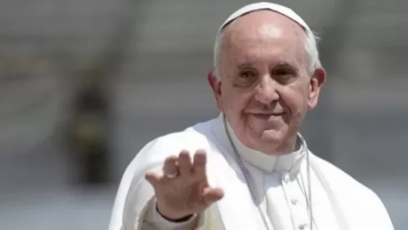 Մի արդուկեք ձեր տղաների վերնաշապիկները․ ինչի՞ մասին է խոսել Հռոմի Ֆրանցիսկոս պապը