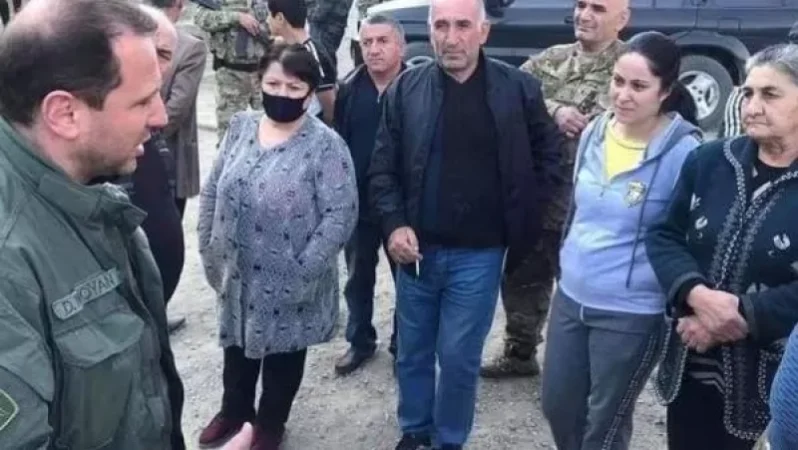 Դավիթ Տոնոյանը հանդիպել է ակտիվ մարտական գործողությունների հարակից բնակավայրերի բնակիչների հետ