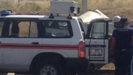 ՏԵՍԱՆՅՈՒԹ. Խոշոր վթար Աշտարակի խճուղում. ԱԻՆ աշխատակիցները մեքենան կիսում են վարորդին դուրս բերելու համար