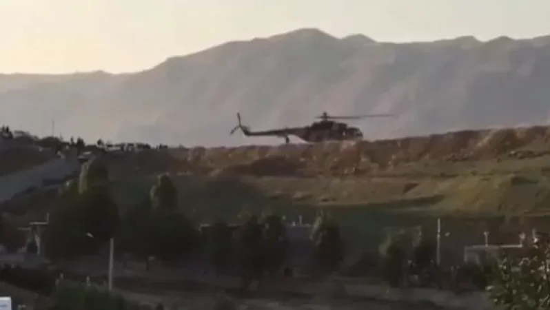 Iran Strengthens Borders: Multi-Role Mi-171 Helicopter Observed in Border Area
